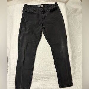 Levi's Fades Black Skinny Jeans